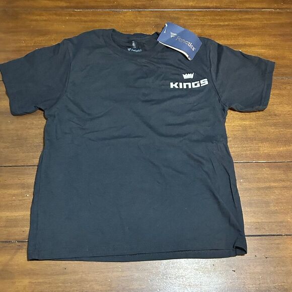 NBA Sacramento Kings Youth T-shirt Size Small - Picture 1 of 4